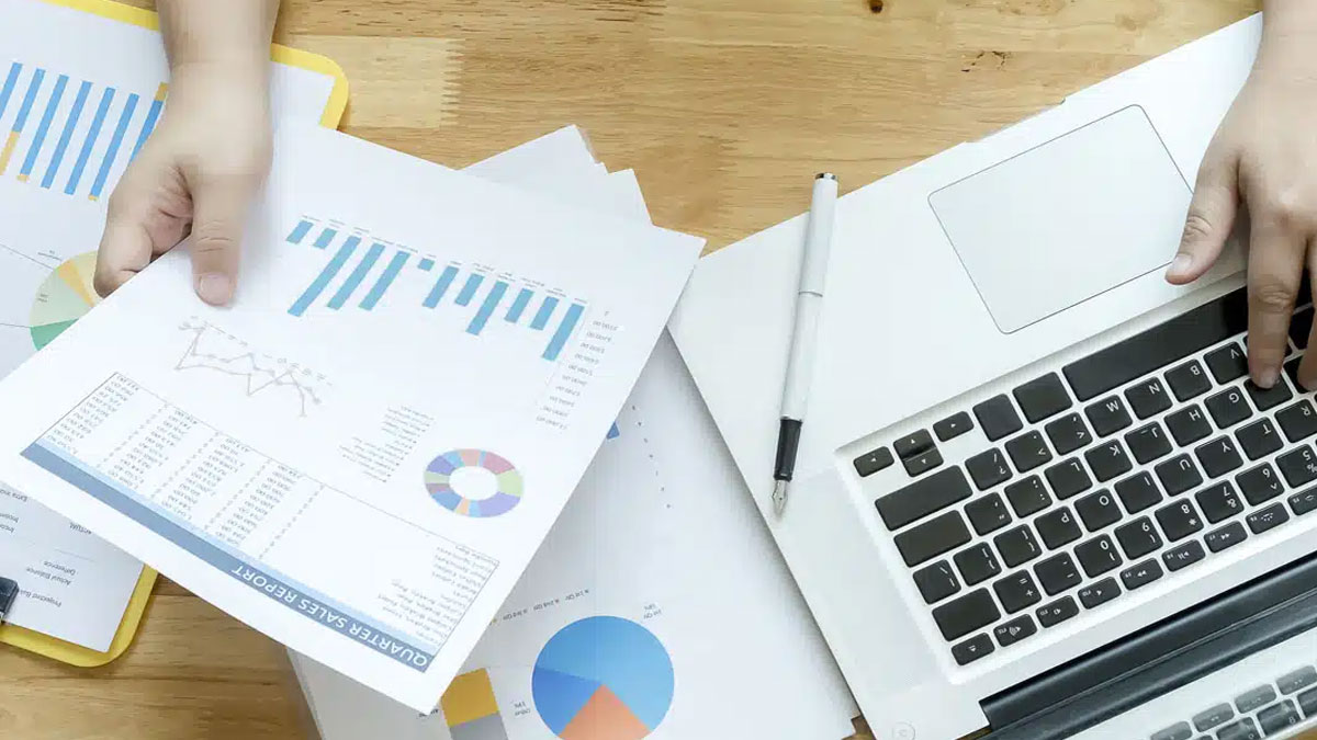 Manfaat-Penerapan-Pembukuan-Digital-Untuk-Mempermudah-Evaluasi-Keuntungan-Bisnis-Setiap-Bulan-Anda